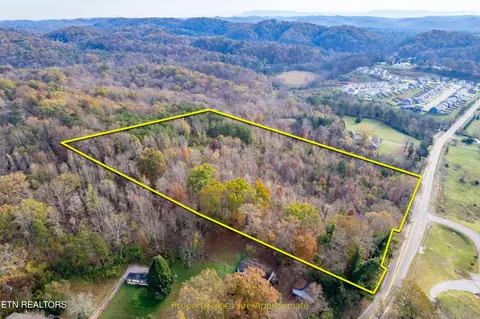 2622 Maryville 96 Acres Pike, Knoxville, TN 37920