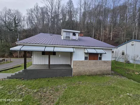 640 Exeter Rd, Appalachia, VA 24216