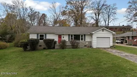 411 Greenwood Dr, Clinton, TN 37716