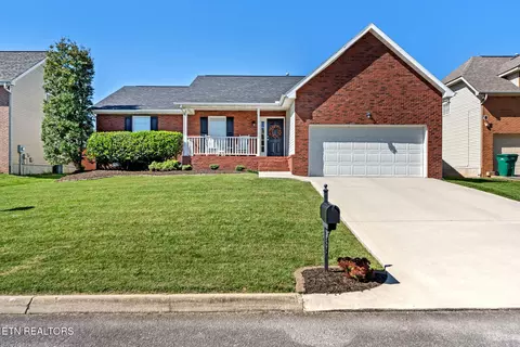 2121 Blue Sage Ln, Knoxville, TN 37924