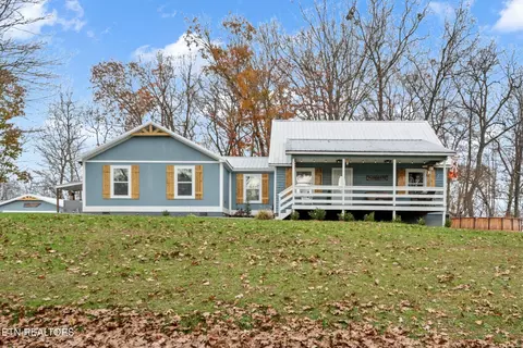 149 Sourwood Ln, Sharps Chapel, TN 37866