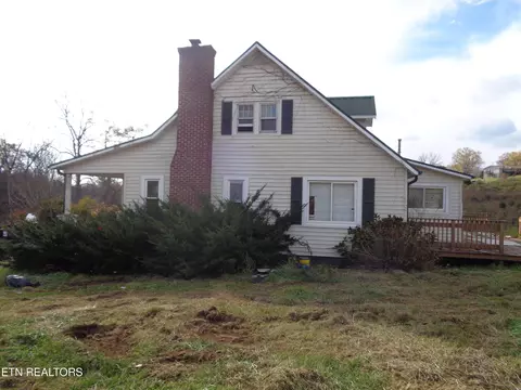 105 Nelms St, Surgoinsville, TN 37873