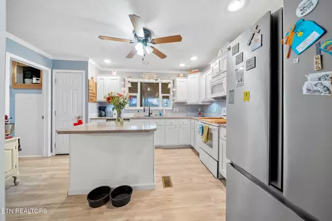 281 Dutchess Dr, Luttrell, TN 37779 photo 9
