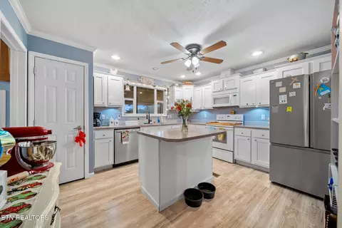 281 Dutchess Dr, Luttrell, TN 37779 photo 5