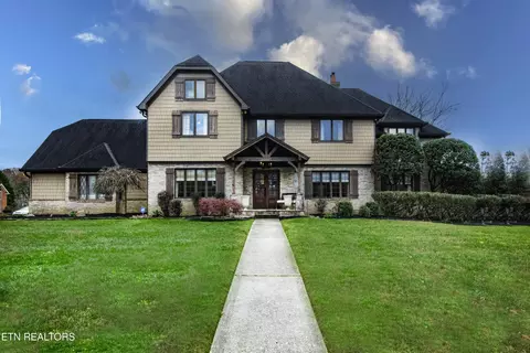 401 Loganberry Ln, Knoxville, TN 37934