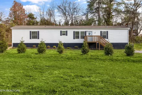 109 Anderson St, Rockford, TN 37853