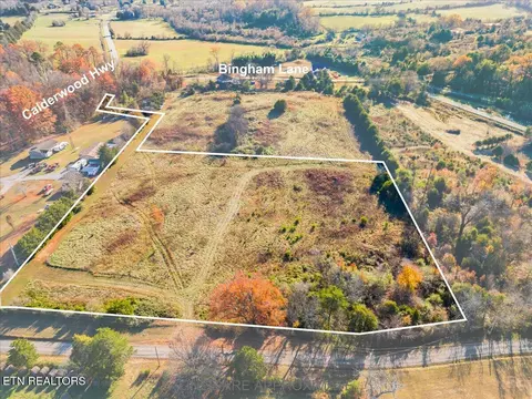 5907 Bingham Ln, Maryville, TN 37801