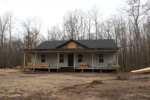 136 Firefly Ct, Jamestown, TN 38556