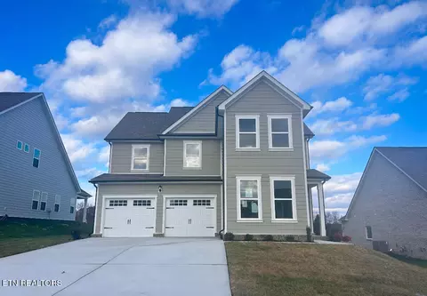 360 Ivey Farms Ln, Knoxville, TN 37934