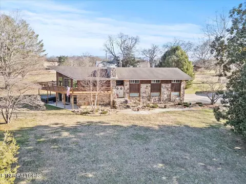3458 Peppermint Hills Dr, Maryville, TN 37804