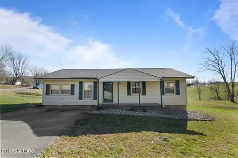 129 Meadowood Cir, La Follette, TN 37766