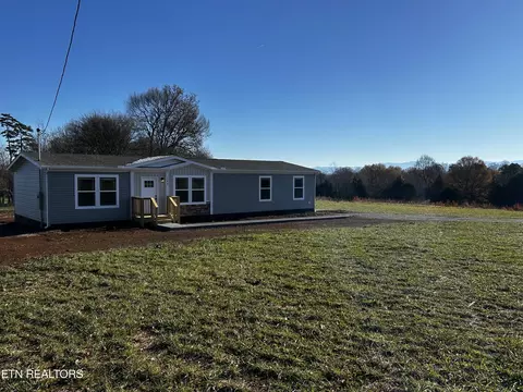 145 Hill Loop Cir, Madisonville, TN 37354