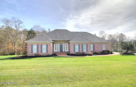 3465 W Wolf Valley Rd, Clinton, TN 37716