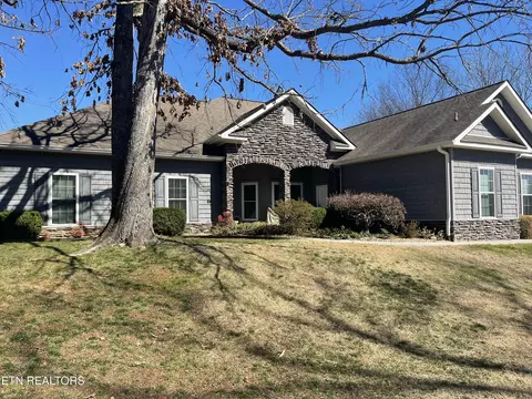 401 Wewoka Cir, Loudon, TN 37774