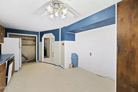 114 Loop Rd, Powell, TN 37849 photo 11