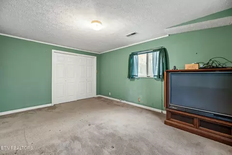 114 Loop Rd, Powell, TN 37849 photo 26