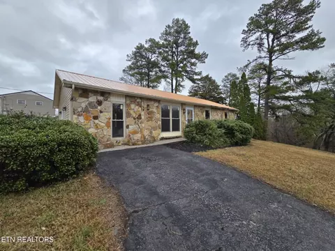904 Lloyd St, Morristown, TN 37814