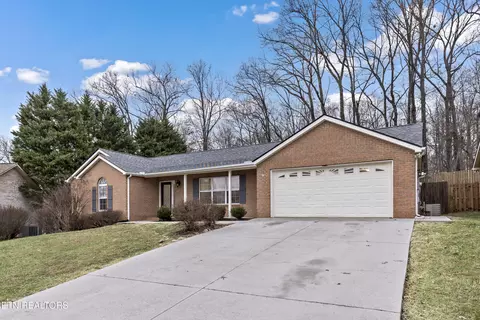 7044 Wrens Creek Ln, Knoxville, TN 37918