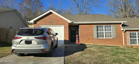 5303 Blue Star Dr, Knoxville, TN 37914