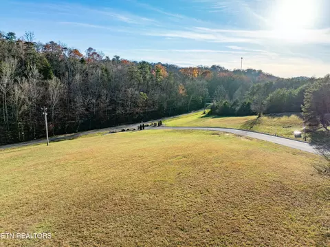 120 Hughes Rd, Greenback, TN 37742