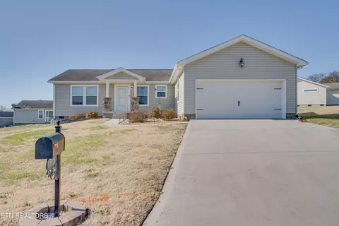 1515 Julia Allison Dr, Sevierville, TN 37876