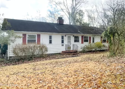 129 Utah Ave, Oak Ridge, TN 37830