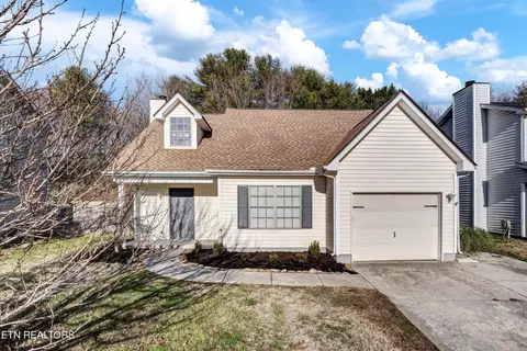 3729 Holgate Ln, Powell, TN 37849