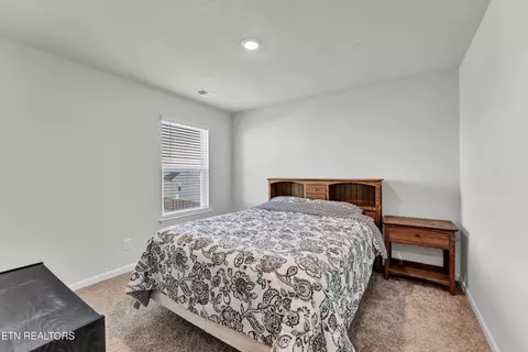 Bedroom - 2338 Beacon Rd, Talbott, TN 37877 photo 3 of 3