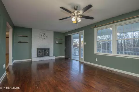 111 Valley View Ln, Heiskell, TN 37754 photo 12