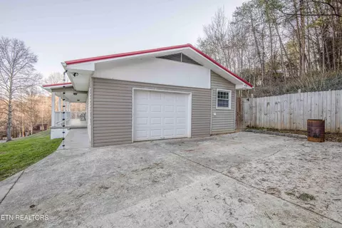 111 Valley View Ln, Heiskell, TN 37754 photo 7