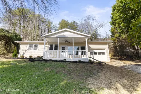 114 Glenwood Dr, Clinton, TN 37716
