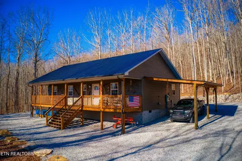 329 Cheyenne Dr, Jamestown, TN 38556