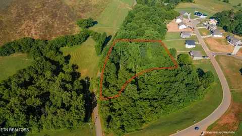 5651 Nails Creek Rd, Maryville, TN 37804