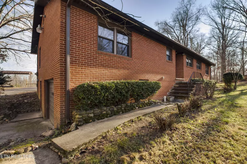 Other - 614 Henry Ln, Greenback, TN 37742 photo 2 of 14