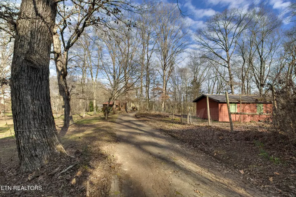 Exterior - 614 Henry Ln, Greenback, TN 37742 photo 10 of 10