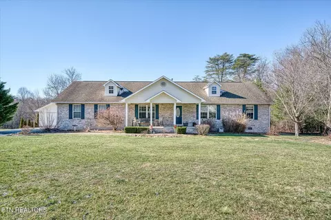 480 Sunset Ridge Dr, Crossville, TN 38571