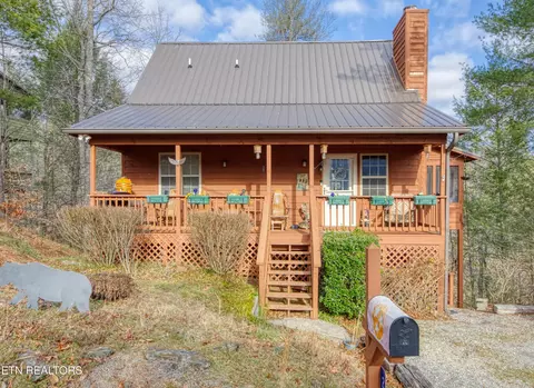 233 Ace Gap Rd, Townsend, TN 37882
