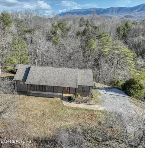 1658 Old Chilhowee Rd, Seymour, TN 37865