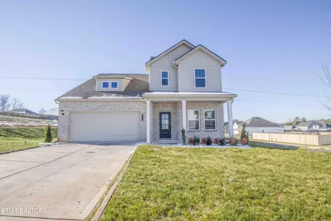 137 Thuja Tree Ln, Lenoir City, TN 37771