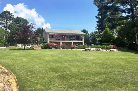 327 Southshore Dr, Greenback, TN 37742