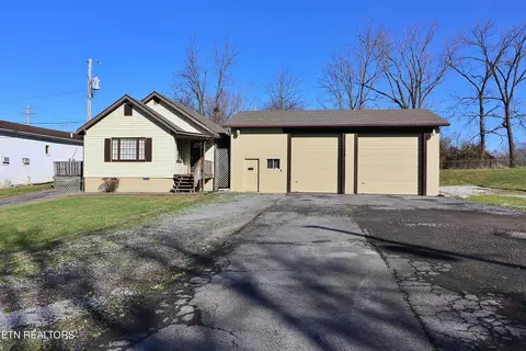 Other - 201 Davis Ln, Oneida, TN 37841 photo 3 of 26