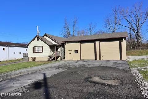 Other - 201 Davis Ln, Oneida, TN 37841 photo 4 of 26