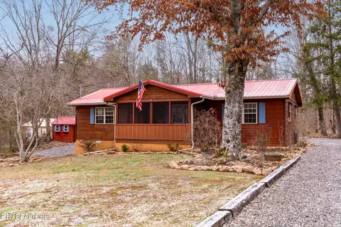 818 Reagan Cir, Seymour, TN 37865