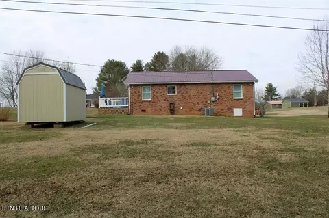 Exterior - 298 Stapleton Rd, Ewing, VA 24248 photo 2 of 2