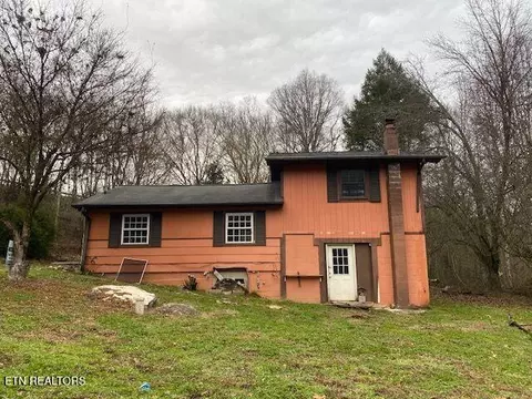 984 Frost Bottom Rd, Oliver Springs, TN 37840