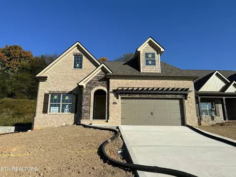 3012 Sycamore Creek Ln, Knoxville, TN 37931