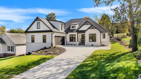 127 Konawa Way, Loudon, TN 37774