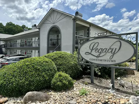 2748 Florence Dr #9 S, Pigeon Forge, TN 37863