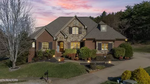 9201 Atlas Ln, Knoxville, TN 37922