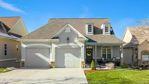 450 Morning Dove Dr, Vonore, TN 37885